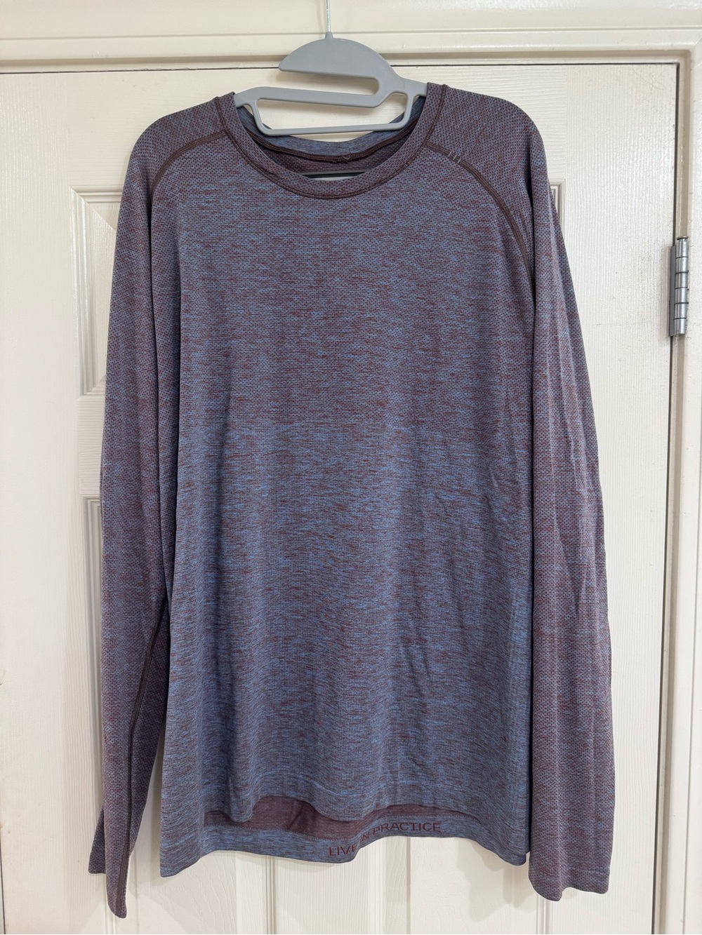 Lululemon Men's Lightweight Long-Sleeve Shirt in Heather Plum